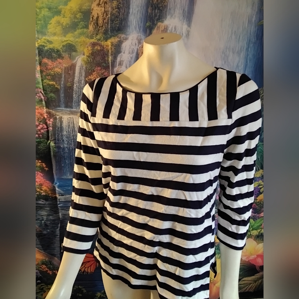 Talbots Women’s Size Medium boat neck 3/4 sleeve top blouse black & White